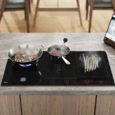 Inductiekookplaat met Celsius°Cooking™ en Fusion Volcano wokbrander