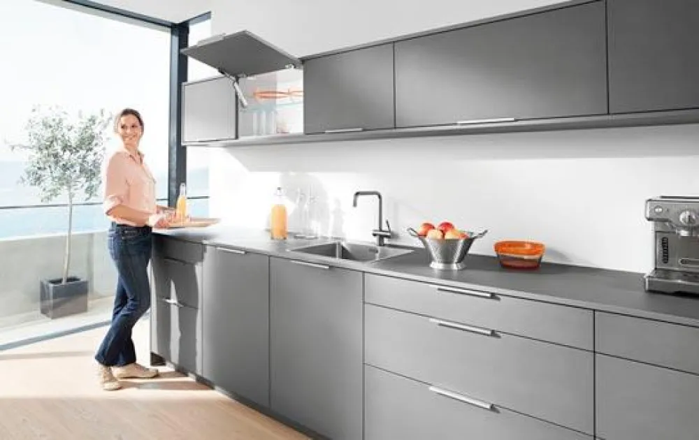 Klapdeurenbeslag ondiepe hoge- en bovenkasten