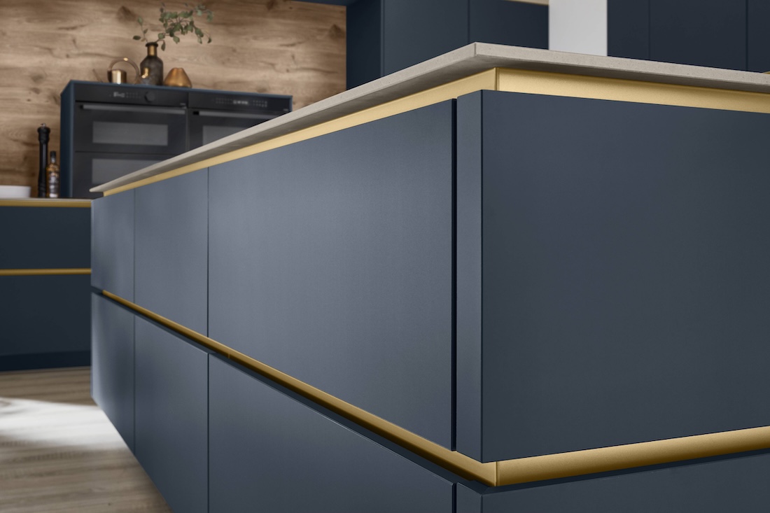 Frontafwerking Laklaminaat