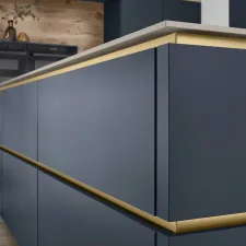 Frontafwerking Laklaminaat