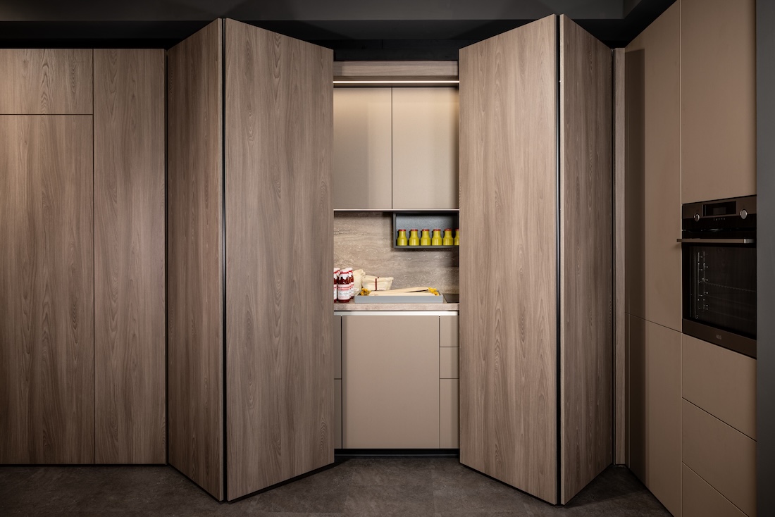 Frontafwerking Houtfineer