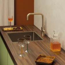 TopLaminate-Spiced-Walnut