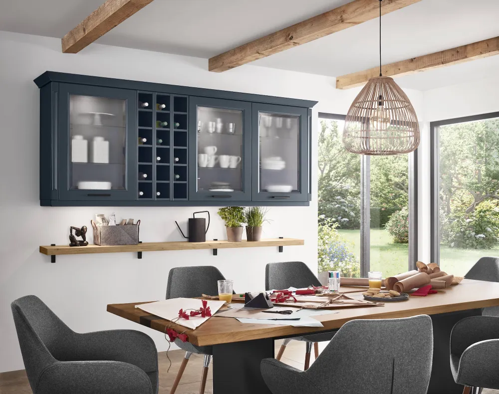 Eettafel bij de Vivari van Der Kreis