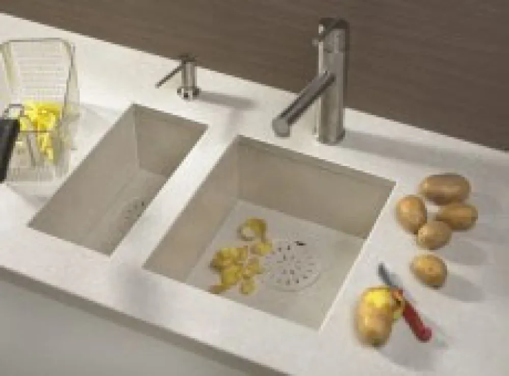 Geïntegreerde spoelbak keramisch werkblad (Bron: Kemie) 